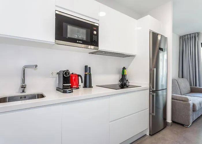 By Riva - Cozy, Contemporary In Puerto Banus Gardens *