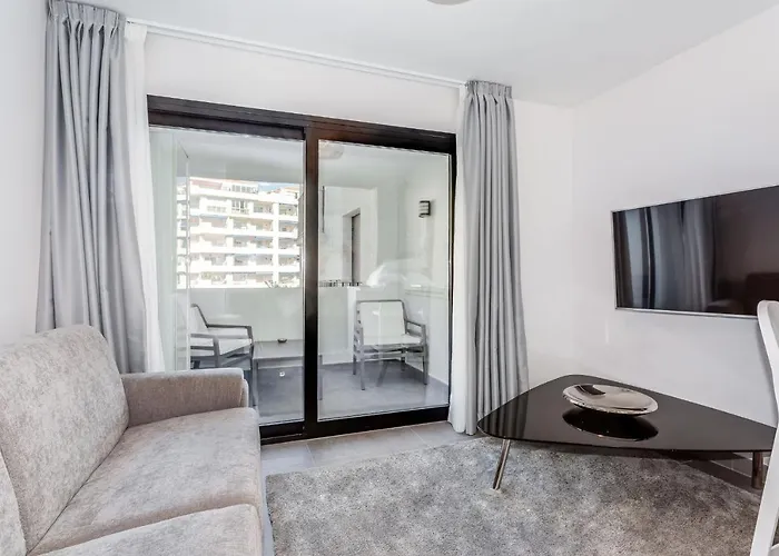 아파트 By Riva - Cozy, Contemporary In Puerto Banus Gardens 마르베야
