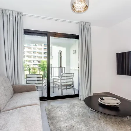 Lejlighed By Riva - Cozy, Contemporary In Puerto Banus Gardens