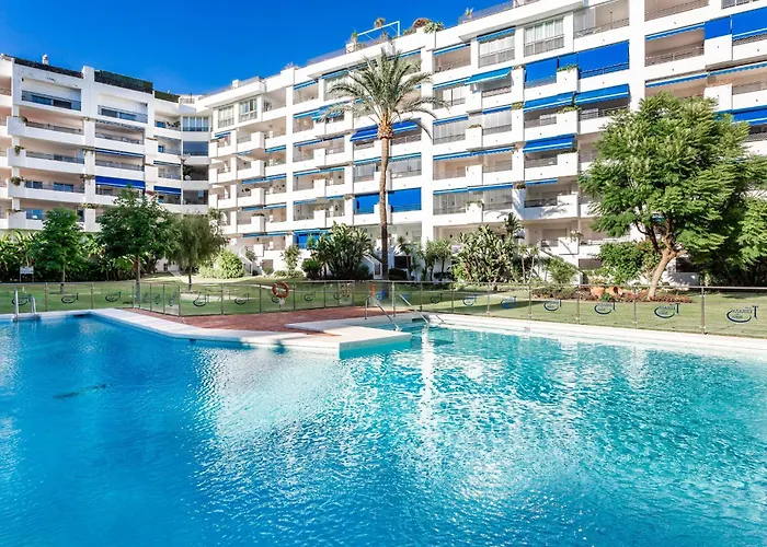 By Riva - Cozy, Contemporary In Puerto Banus Gardens *